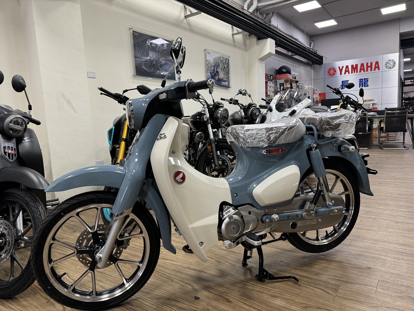 HONDA Super Cub C125新車出售中 【新竹長龍車業】HONDA 本田 2024 Super Cub C125 0利率 | 新竹長龍車業行