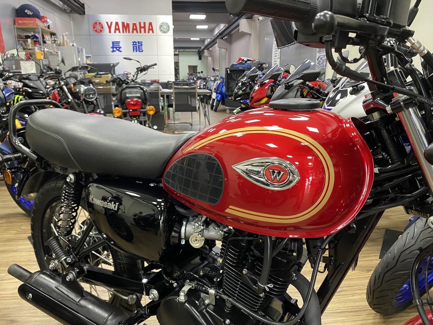 KAWASAKI W175新車出售中 【新竹長龍車業】全新 KAWASAKI W175 特價0利率 | 新竹長龍車業行