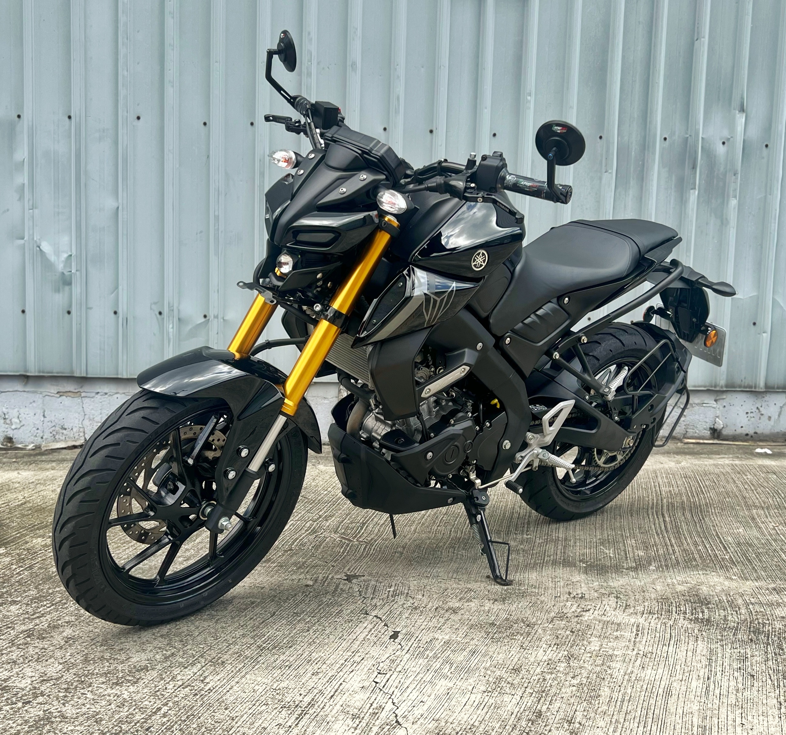 YAMAHA MT-15 - 中古/二手車出售中 2023年 MT-15 V2 黑色系 基本改 一手 無摔 無事故 阿宏大型重機買賣 | 阿宏大型重機買賣