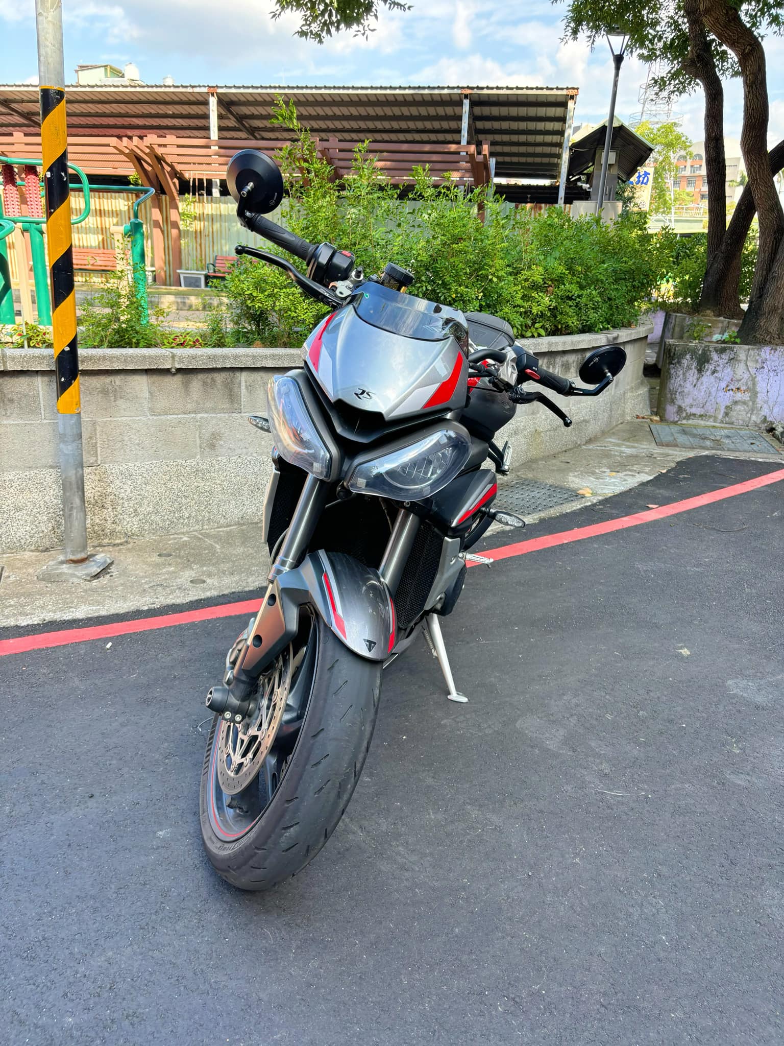 TRIUMPH STREET TRIPLE RS - 中古/二手車出售中 TRIUMPH STREET TRIPLE 765 RS | 個人自售