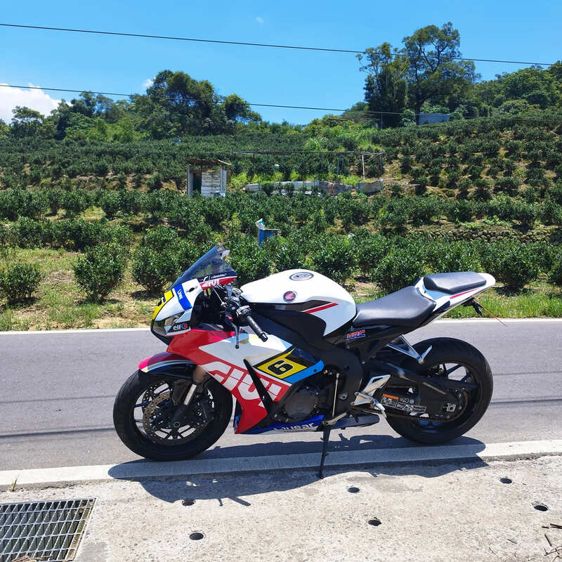 HONDA CBR1000RR - 中古/二手車出售中 2015年 HONDA CBR1000RR/0元交車/分期貸款/車換車/線上賞車/到府交車 | 翊帆國際重車