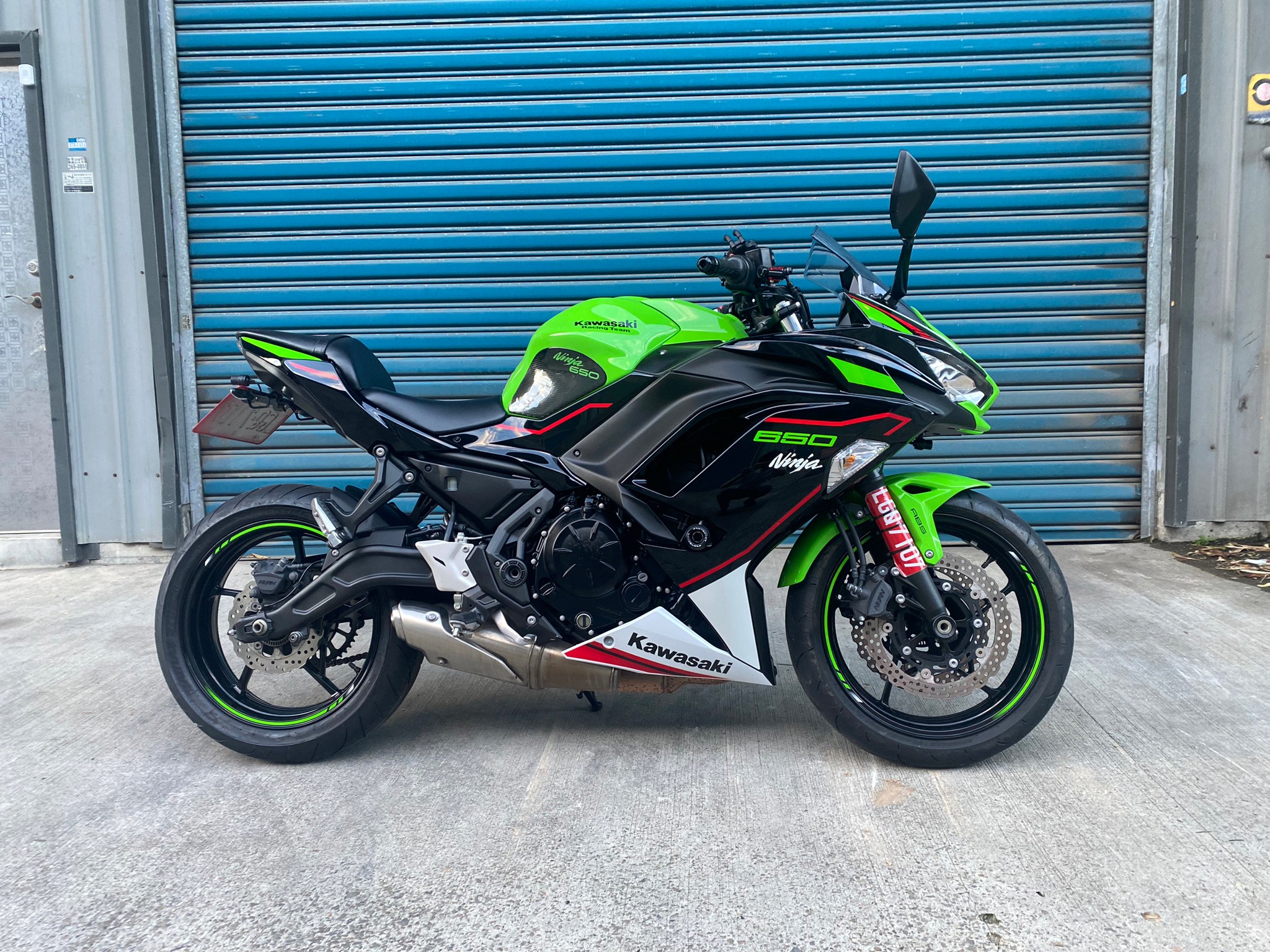 KAWASAKI NINJA650 - 中古/二手車出售中 20年忍650 無摔 無事故 基本改:行車記錄器 防倒球 左右拉桿 短牌架 後方向燈 IG:大聖二輪廣場 | Motoshen大聖二輪廣場