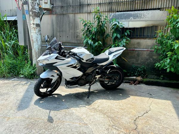 KAWASAKI NINJA400 - 中古/二手車出售中 KAWASAKI 忍者400 | 個人自售