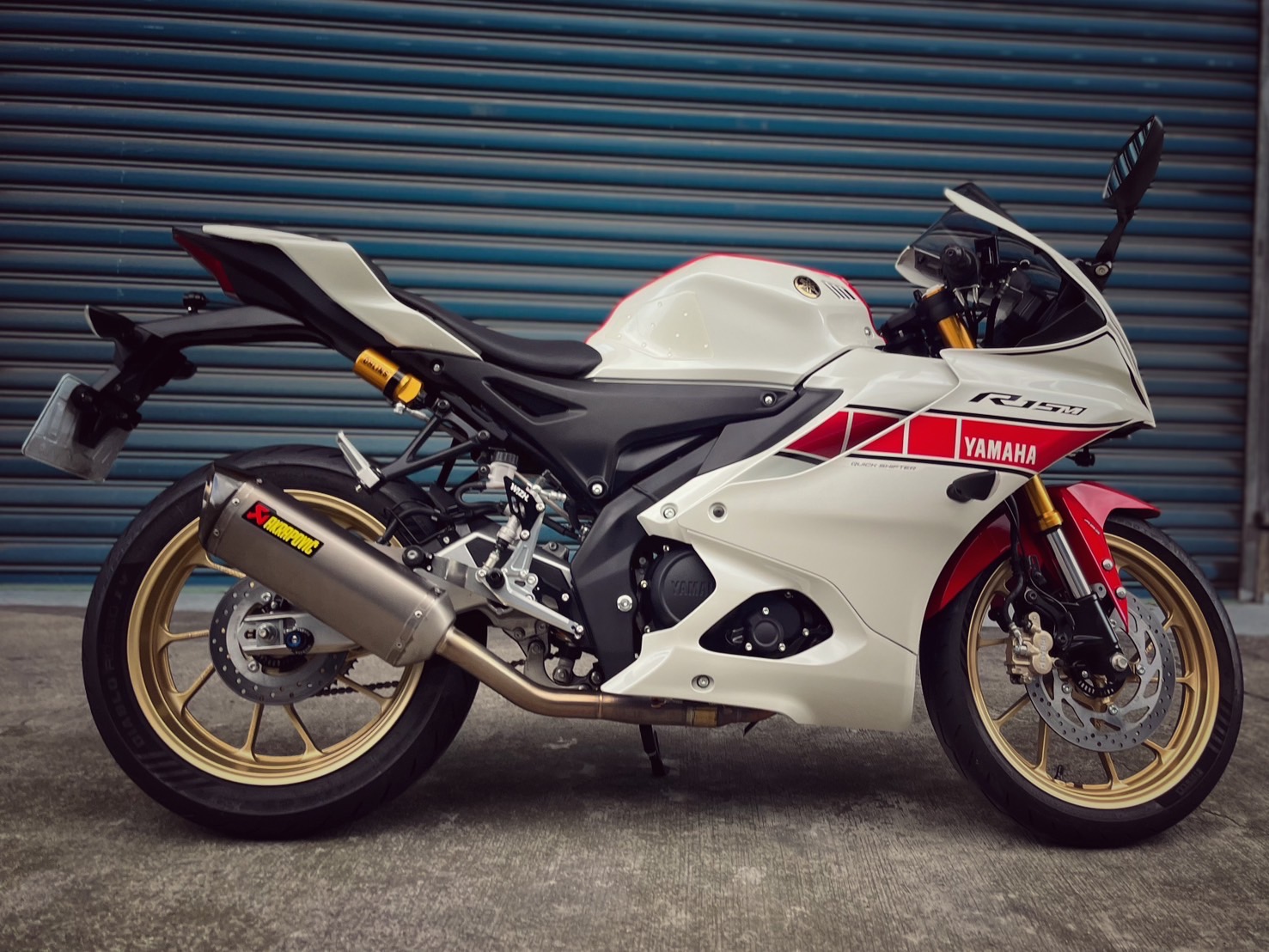 YAMAHA YZF-R15 - 中古/二手車出售中 60週年紀念版 鈦蠍管 Ohlins後避震 WH!Z腳踏 小資族二手重機買賣 | 小資族二手重機買賣