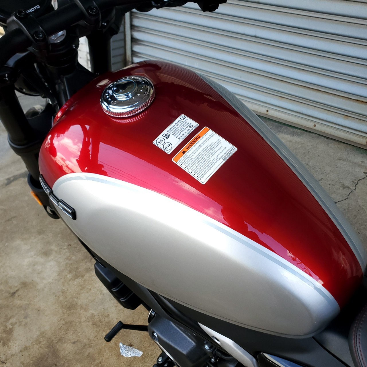 CFMOTO 450 CLC新車出售中 售 2024 新車 CFMOTO 450CLC 紅銀 ABS TCS TFT 復古 圓燈 美式機車 | 飛翔國際