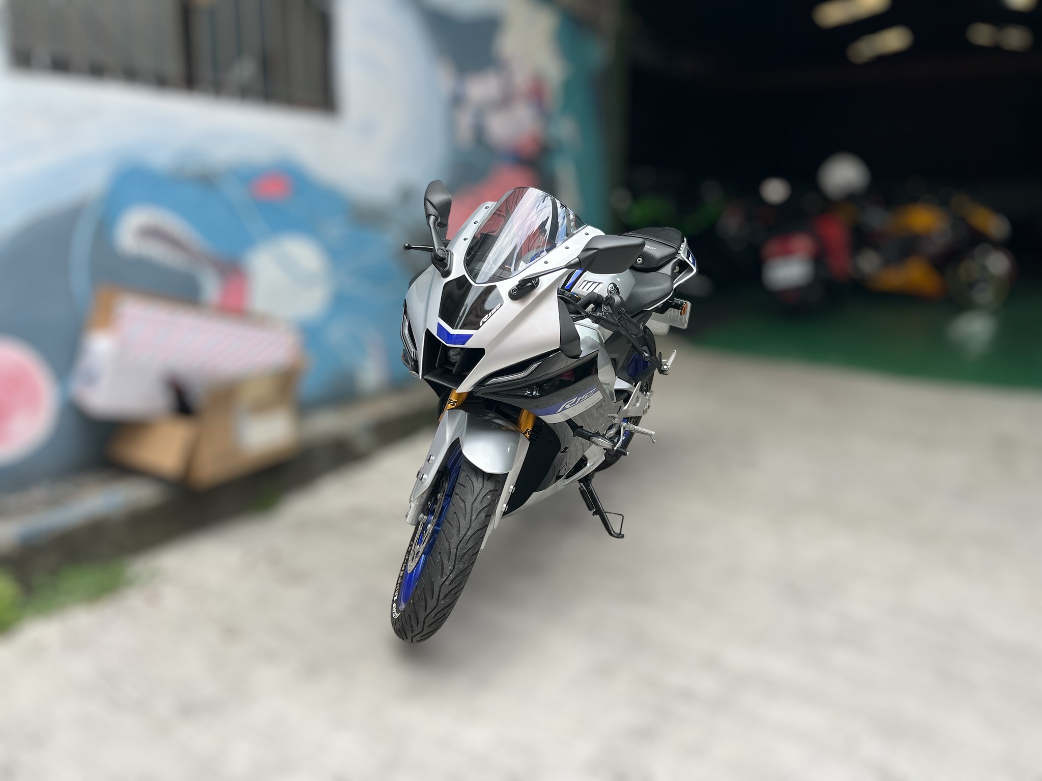 YAMAHA YZF-R15 - 中古/二手車出售中 YAMAHA R15v4 M TFT全彩儀表  協助分期、託運、換車補貼、代償結清 Line ID:@q0984380388 | 小菜輕重機