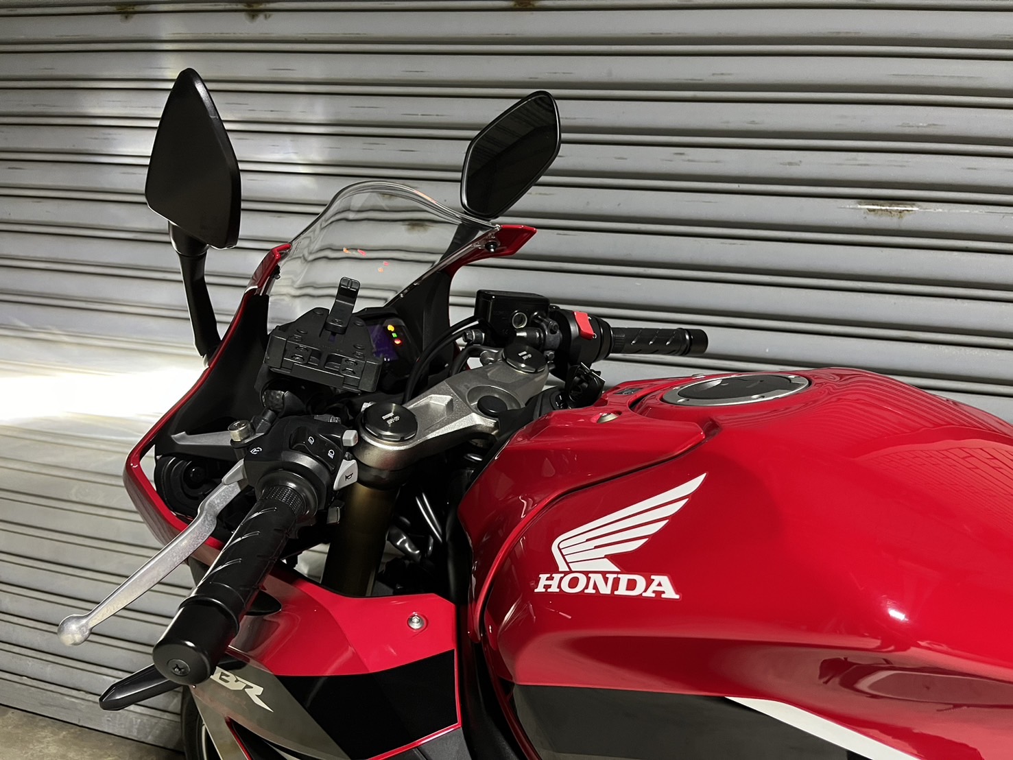 HONDA CBR650R - 中古/二手車出售中 總代理 CBR650R 1000多公里 一手車 <<實體店面賞車試騎>> | 個人自售