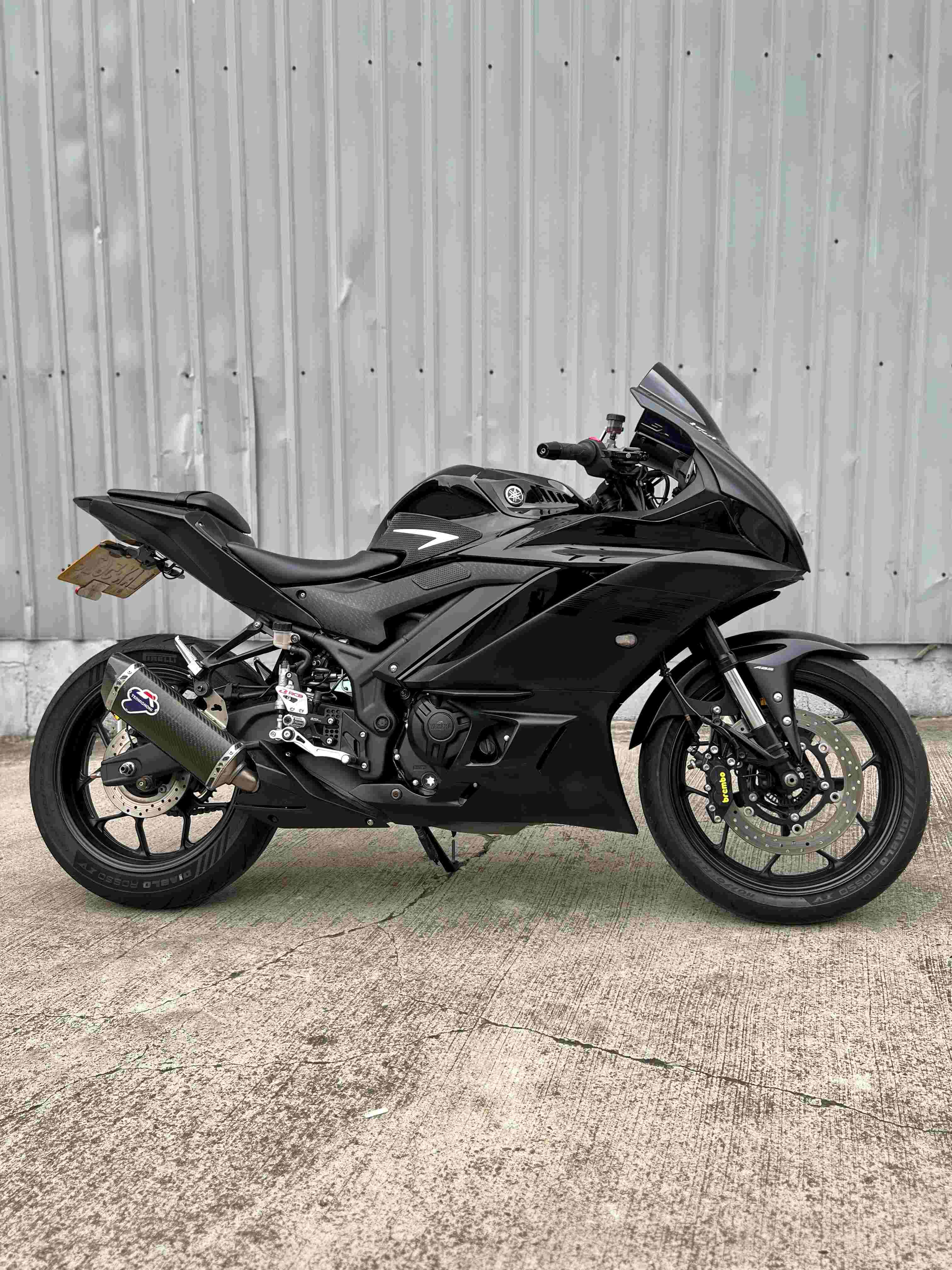 YAMAHA YZF-R3 - 中古/二手車出售中 2021年 R3 番仔管尾段排氣管、Brembo RCS15 煞車總泵&Brembo卡鉗 無摔 無重大事故 阿宏大型重機買賣 | 阿宏大型重機買賣