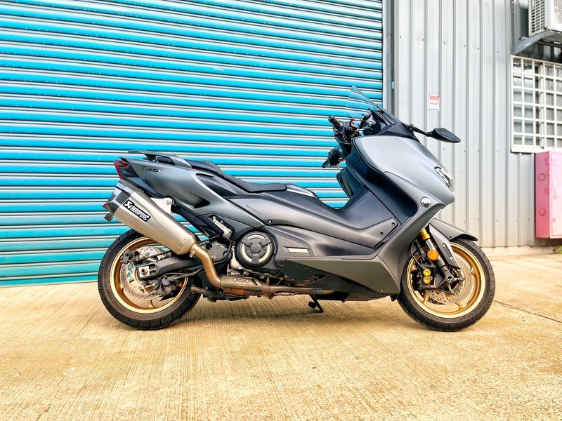 YAMAHA TMAX560 - 中古/二手車出售中 全段雷雕蠍 里程保證 無摔車無事故 小資族二手重機買賣 | 小資族二手重機買賣