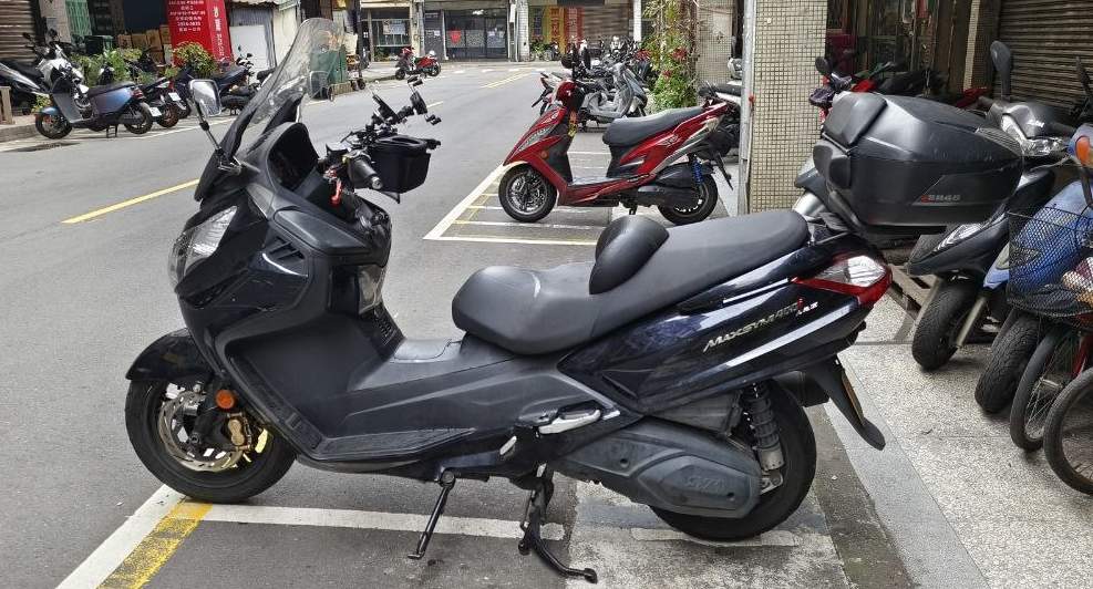 【個人自售】三陽 MAXSYM 400 - 「Webike-摩托車市」 三陽 MAXSYM 400i ABS 附3萬保險及配備