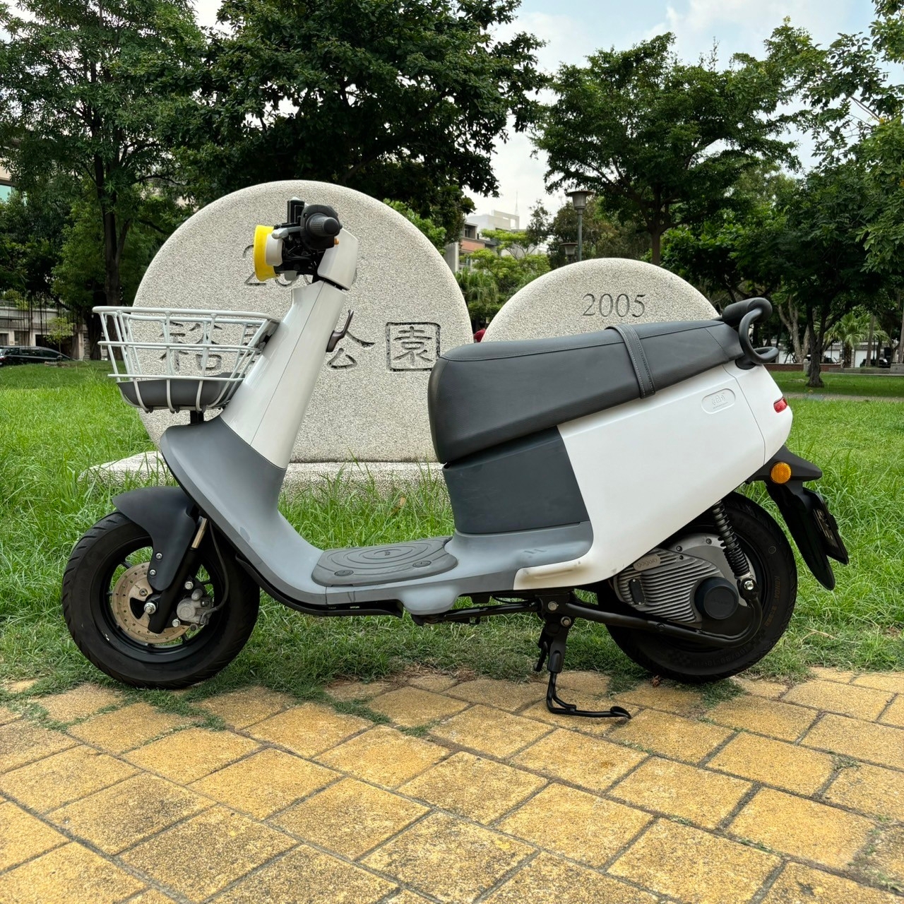 Gogoro viva - 中古/二手車出售中 2019 GOGORO VIVA KEYLESS #1603 現況販售 | 貳輪嶼中古機車專賣-台南店