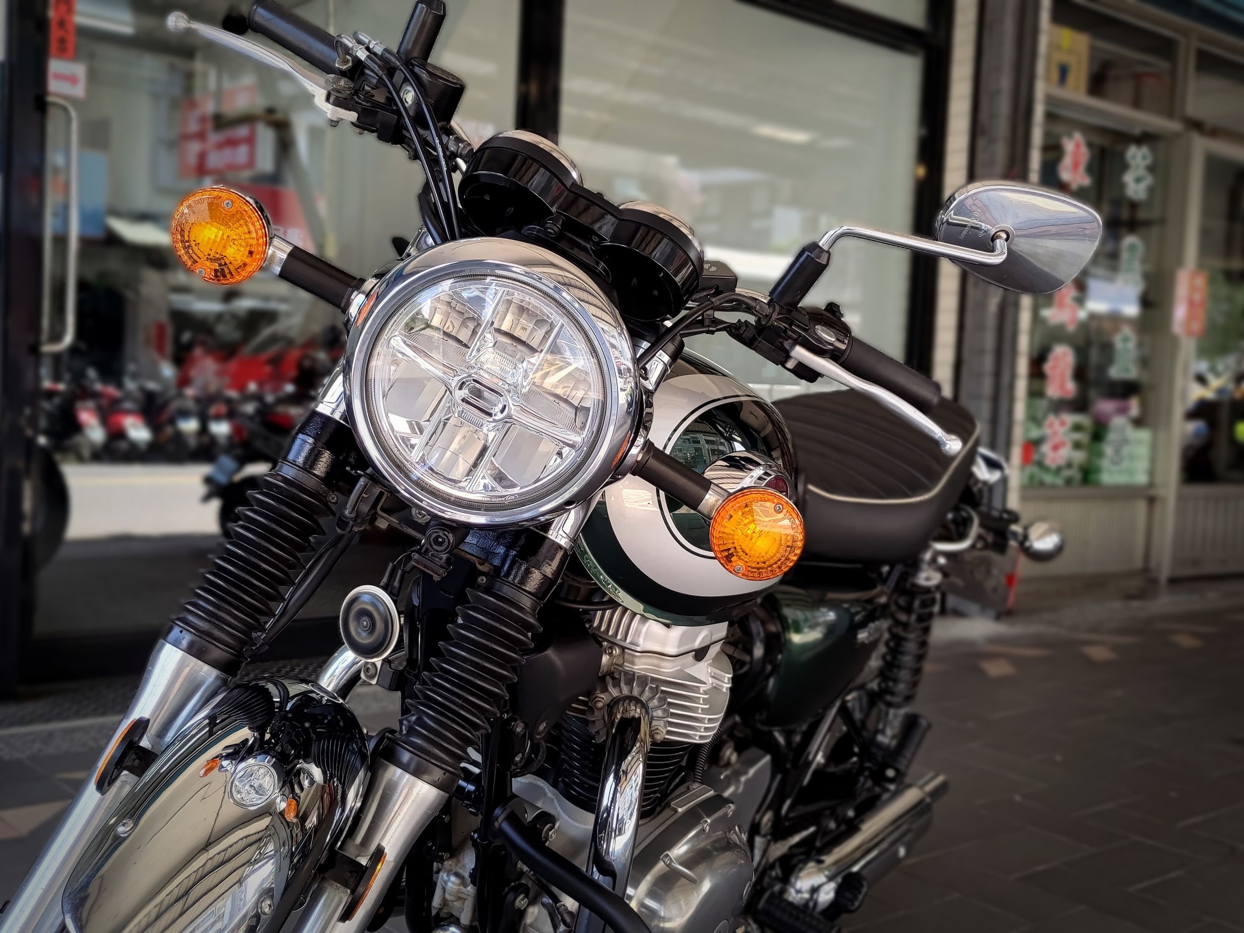 【成蘆進口摩托車】KAWASAKI W800 - 「Webike-摩托車市」