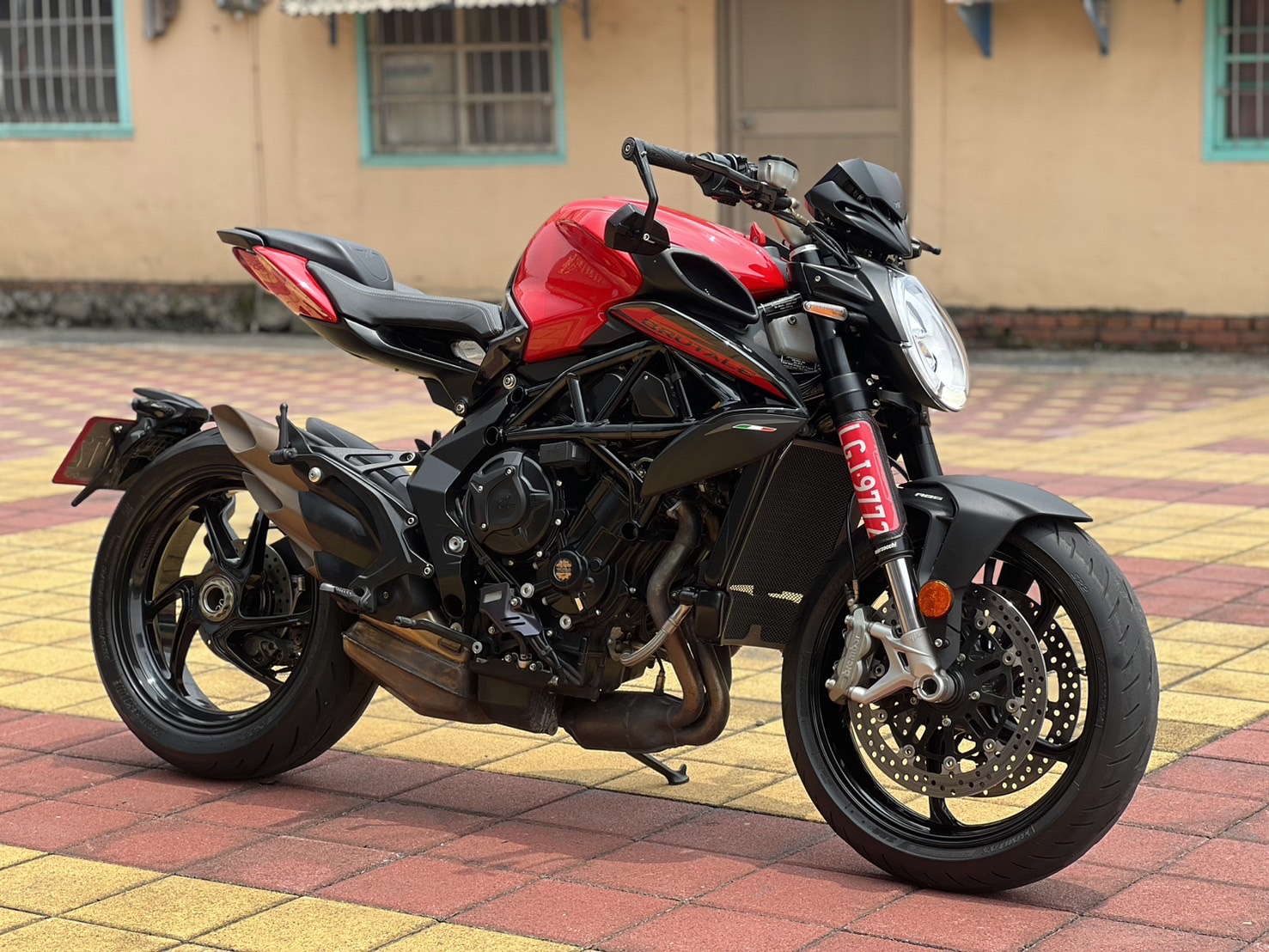 MVAGUSTA  BRUTALE  rosso  - 中古/二手車出售中 MVAGUSTA BRUTALE 800 rosso  | YSP 建興車業