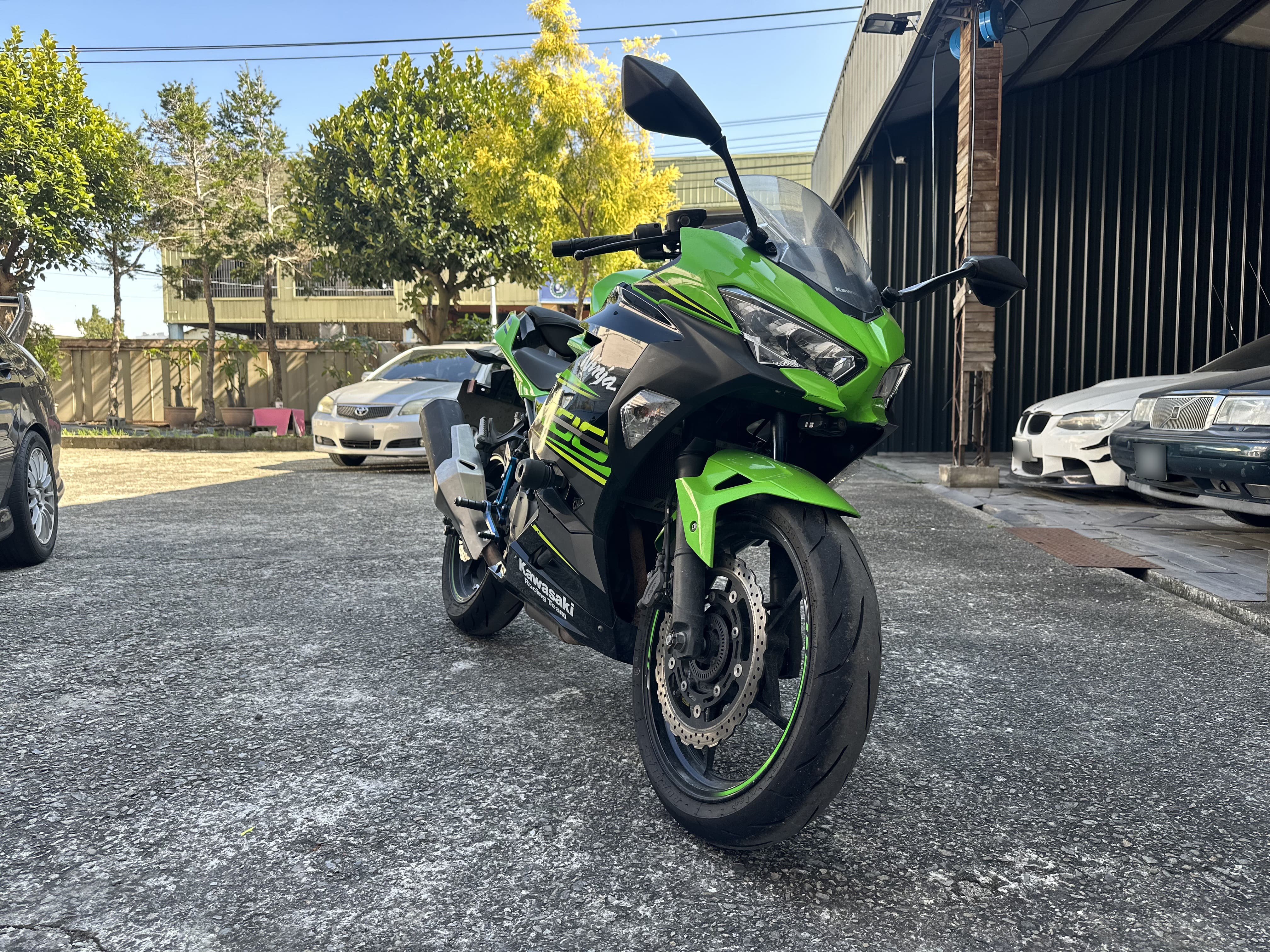 KAWASAKI NINJA400 - 中古/二手車出售中 2018年 KAWASAKI NINJA400/0元交車/分期貸款/車換車/線上賞車/到府交車 | 翊帆國際重車