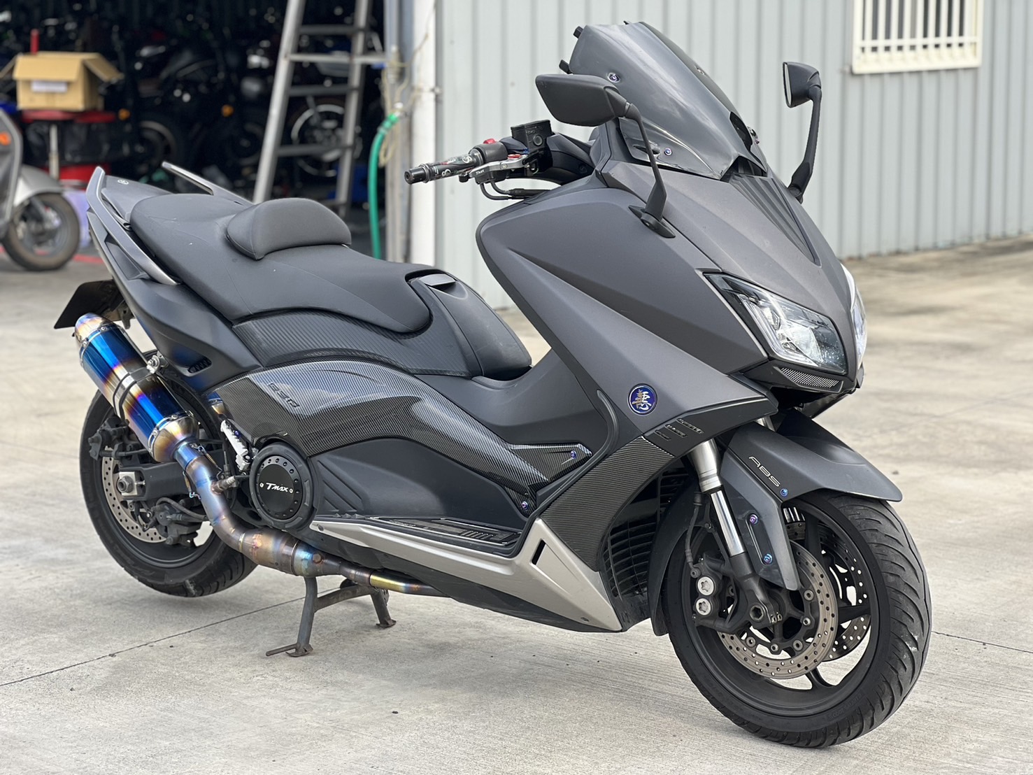 YAMAHA TMAX530 - 中古/二手車出售中 T-MAX(排氣管 卡夢件) | YSP 建興車業