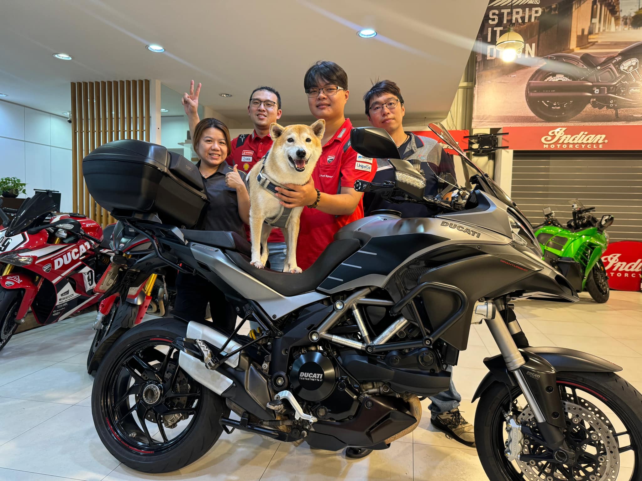 DUCATI MULTISTRADA 1200S - 中古/二手車出售中 《 康妮賀交車 》恭喜小天！再次升級 Ducati Multistrada 1200S 康妮這邊的中古車 能讓您的圓夢 | 敏傑車業資深銷售專員 康妮 Connie