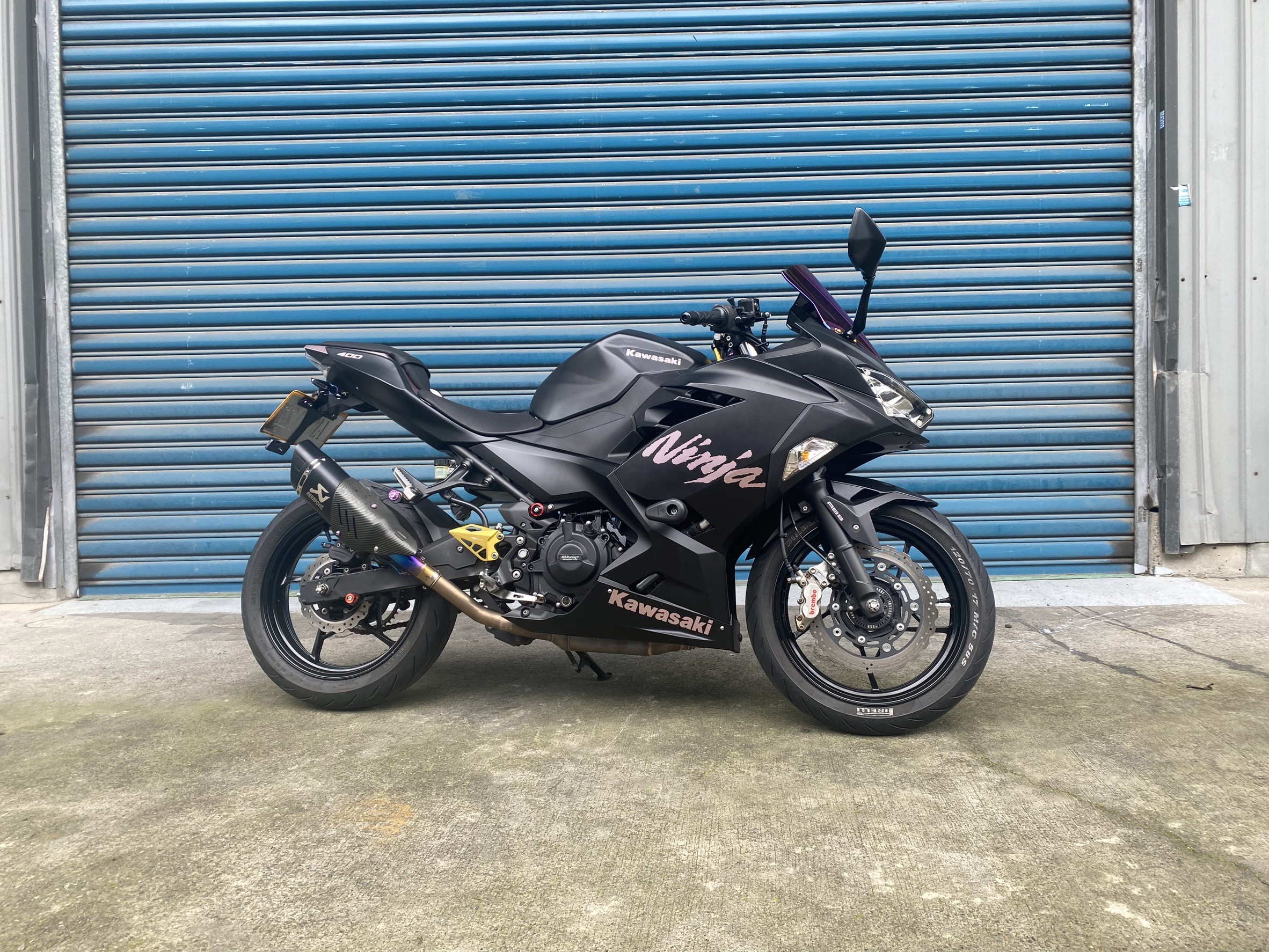 KAWASAKI NINJA400 - 中古/二手車出售中 18年忍400 精品改裝:Matris防甩頭 Savage前叉內管 Brembo卡鉗 仿蠍尾段 IG:大聖二輪廣場 | Motoshen大聖二輪廣場