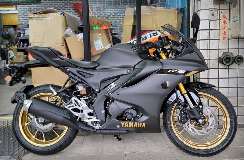 YAMAHA YZF-R15新車出售中  V4【勝大重機】2023 YAMAHA YZF-R15 V4 闇夜黑 全新車售價$12.8萬 | 勝大重機