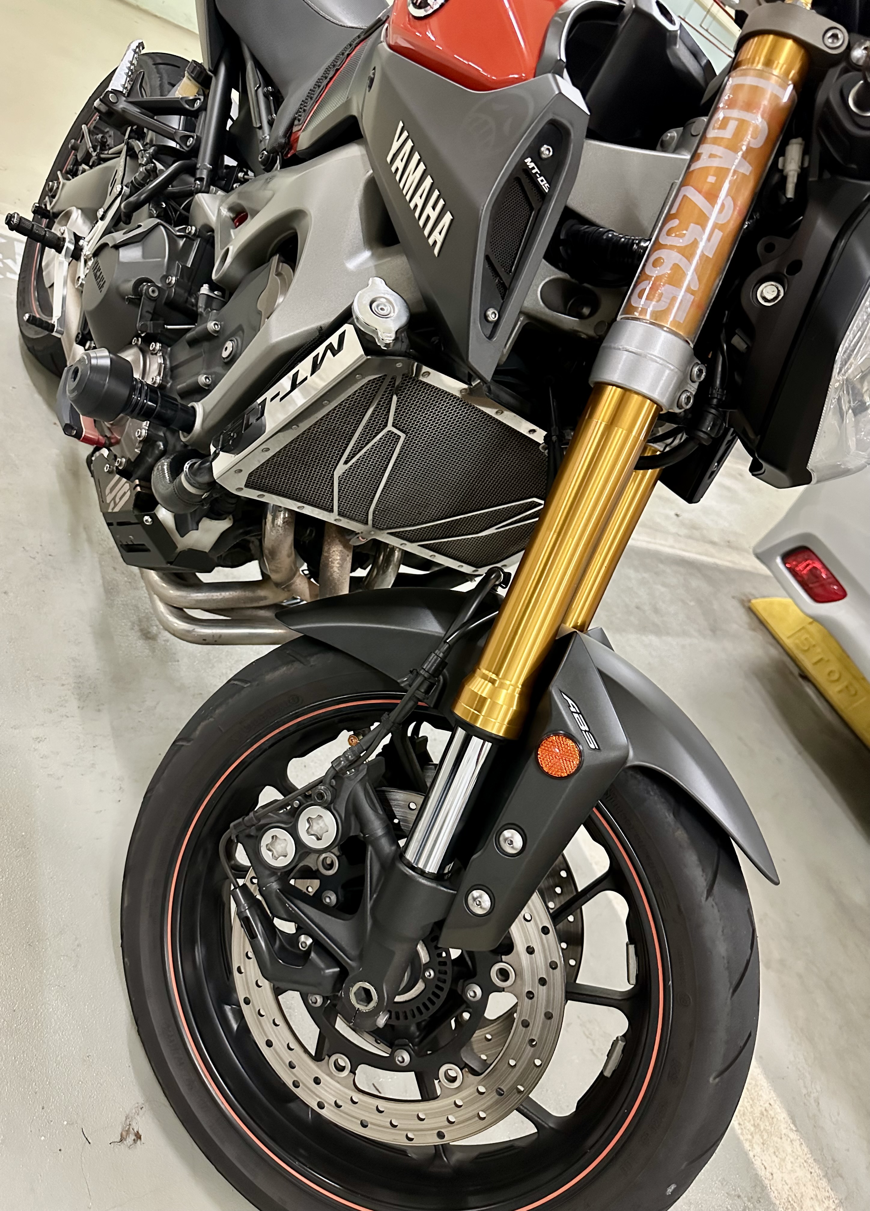 YAMAHA MT-09 - 中古/二手車出售中 YAMAHA MT-09 2015年 1.8萬公里 | 個人自售