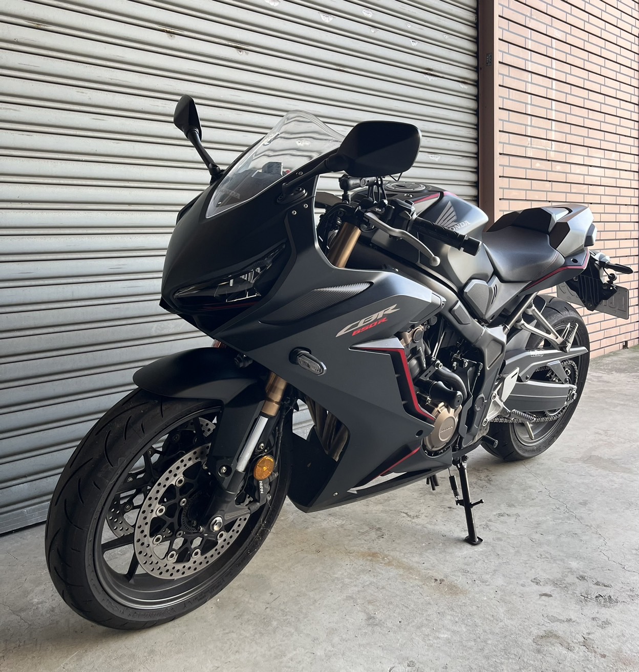 HONDA CBR650R - 中古/二手車出售中 台本CBR650R 一手車 1300公里 車況極佳 | 個人自售