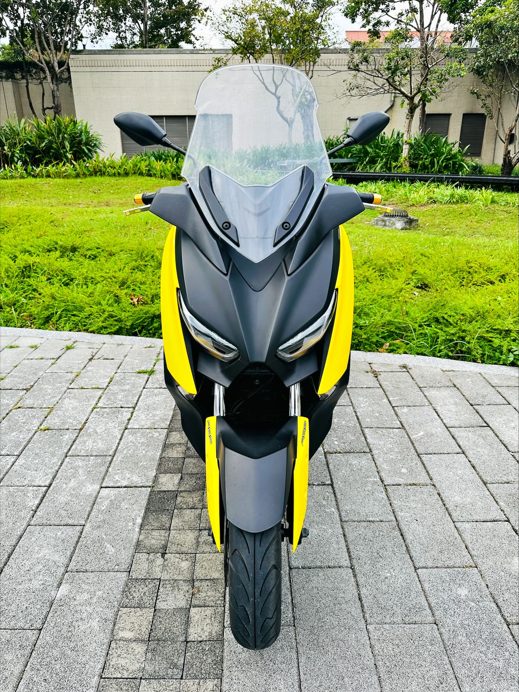 【輪泰車業】YAMAHA X-MAX 300 - 「Webike-摩托車市」 YAMAHA XMAX300 2018 少騎