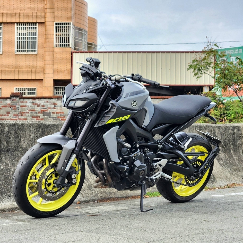 YAMAHA MT-09 - 中古/二手車出售中 【2017 YAMAHA MT-09】 | 翊帆重車阿凱