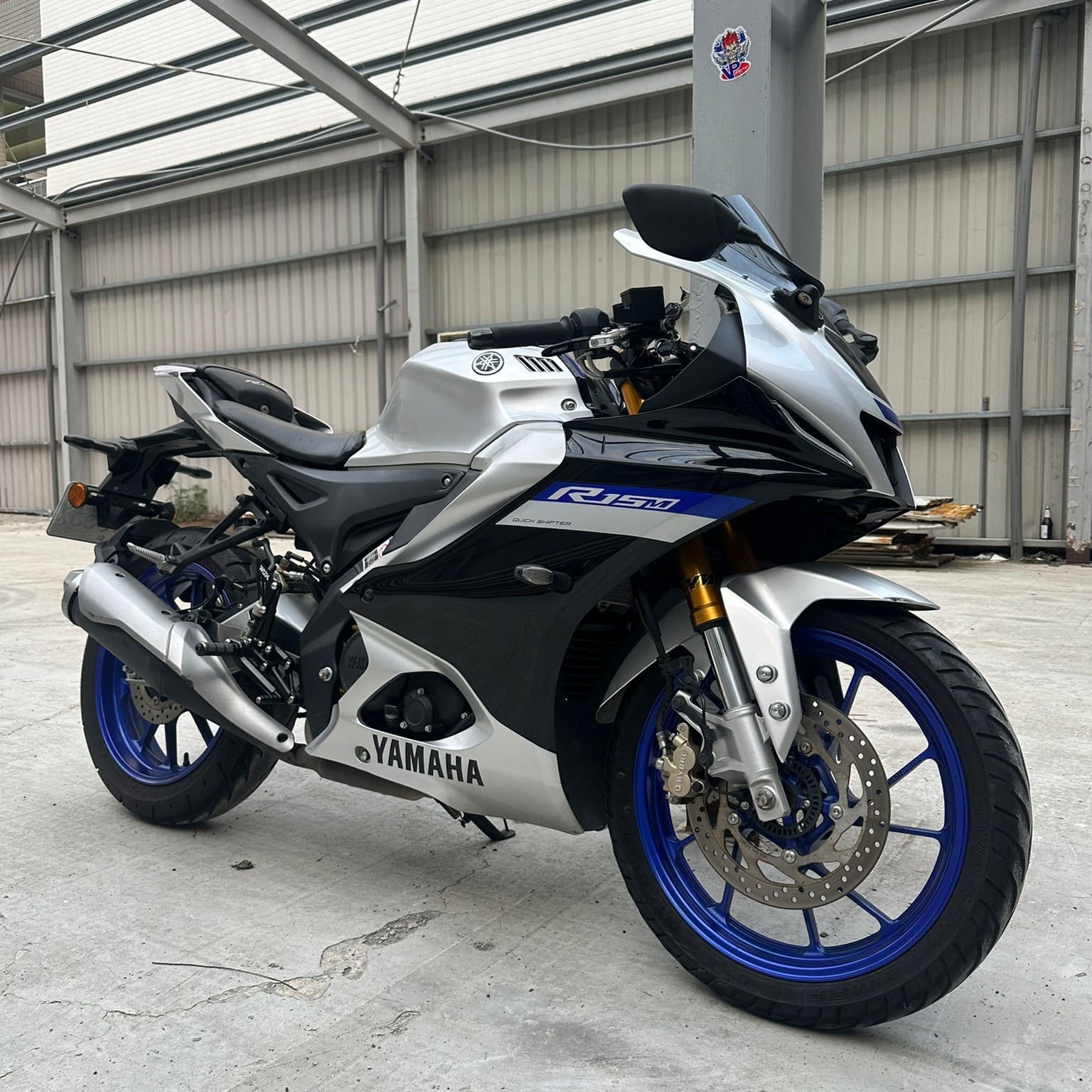 YAMAHA YZF-R15 - 中古/二手車出售中 2023年 YAMAHA YZF-R15 V4M TFT儀表/0元交車/分期貸款/車換車/線上賞車/到府交車 | 翊帆國際重車