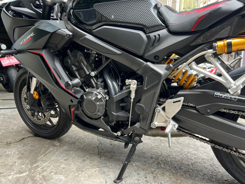 HONDA CBR650R - 中古/二手車出售中 HONDA CBR650R 台本  協助分期、託運、換車補貼、代償結清 Line ID:@q0984380388 | 小菜輕重機