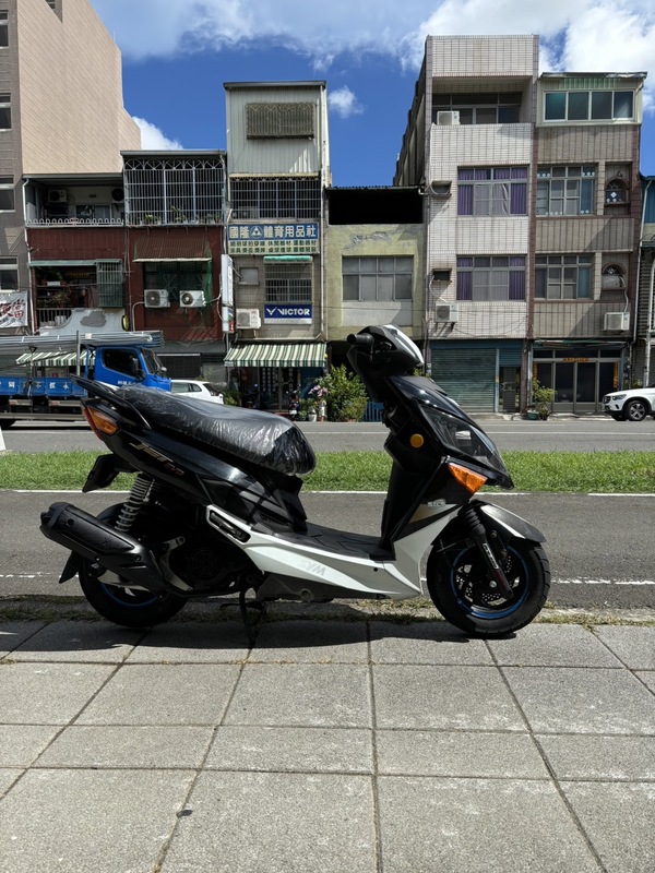 三陽 JET POWER - 中古/二手車出售中 【高雄二手機車】2014 三陽 JET POWER 125 #656 實車實價/高雄二手機車買賣/便宜售代步車/經濟車 | 貳輪嶼二手機車行-高雄店/中古重機收購/gogoro買賣推薦/線上估價立刻加Line:@motor888 （台南、屏東也有到府收購）