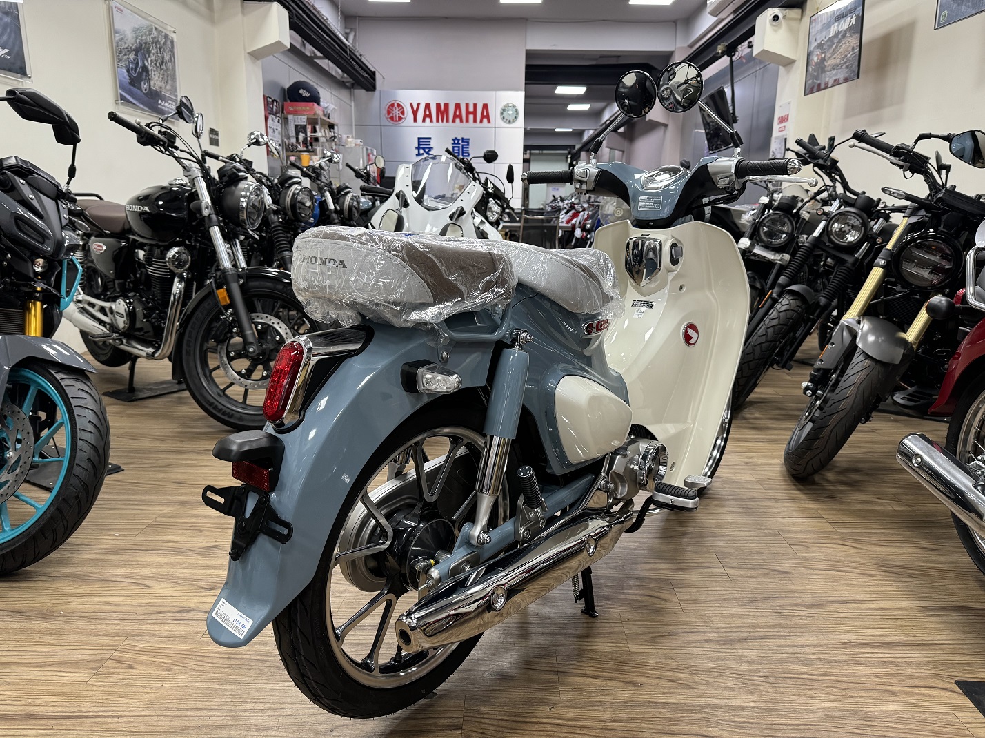 HONDA Super Cub C125新車出售中 【新竹長龍車業】HONDA 本田 2024 Super Cub C125 0利率 | 新竹長龍車業行