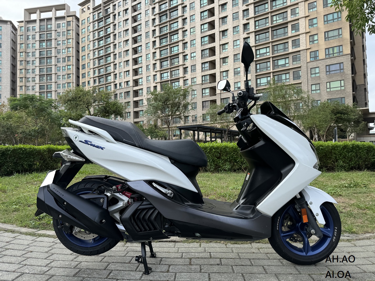 山葉 SMAX 155 - 中古/二手車出售中 【新竹長龍車業】YAMAHA 山葉 S-MAX 155 ABS | 新竹長龍車業行