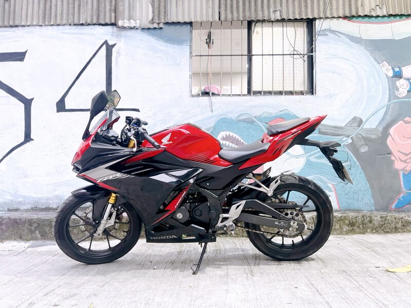 HONDA CBR150R - 中古/二手車出售中 HONDA CBR150R | 大蔡