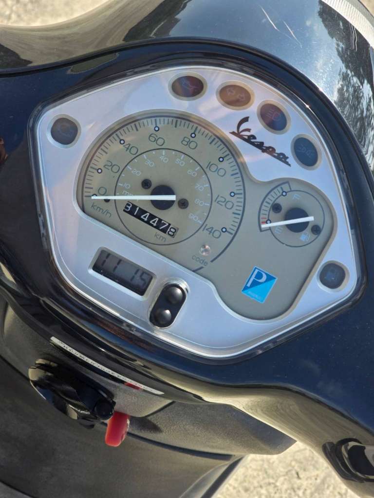 Vespa  LT 125 ie - 中古/二手車出售中 [出售] 2014年 Vespa LT 125 ie 偉士牌 | 老爹重機