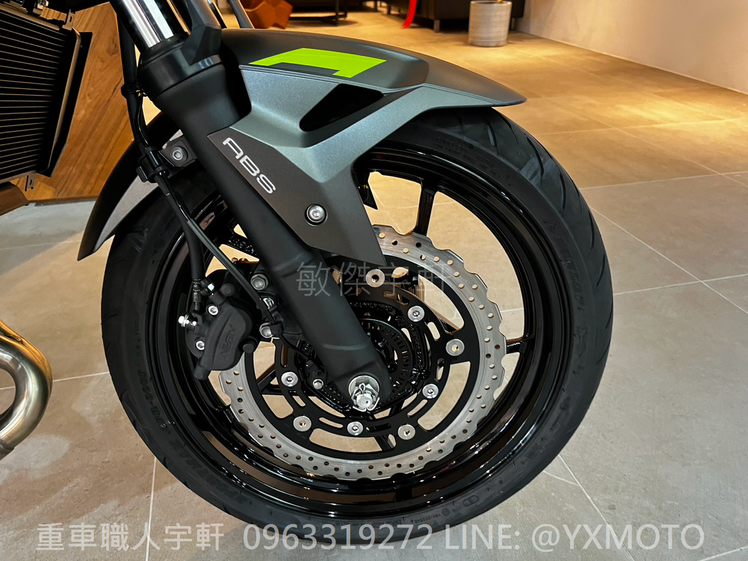 KAWASAKI Z400新車出售中 【敏傑宇軒】全額72期零利率 ! 2023 KAWASAKI Z400 黑色+綠骨 總代理公司車 | 重車銷售職人-宇軒 (敏傑)