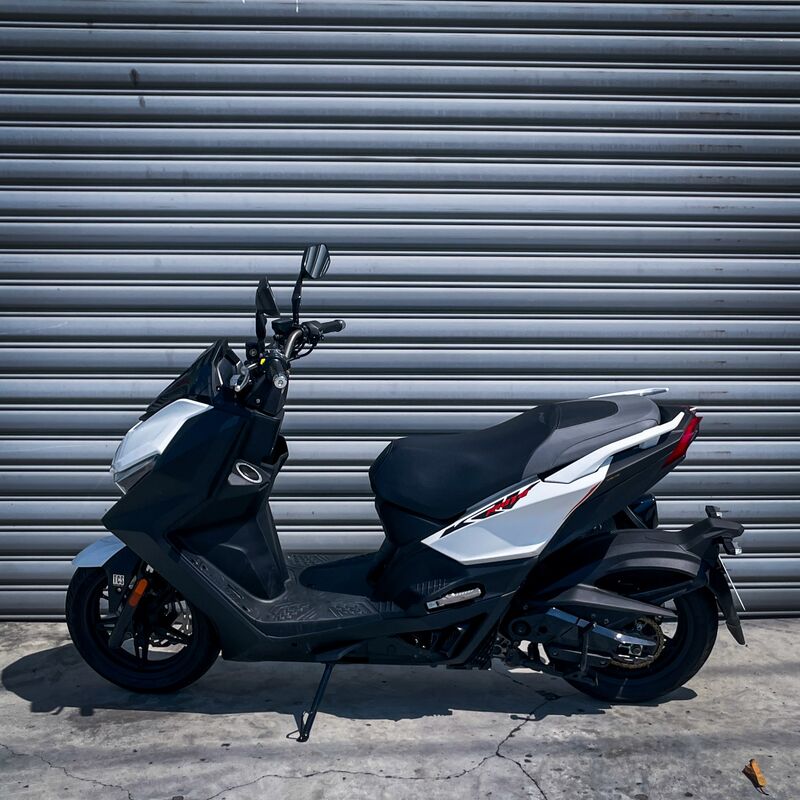 光陽 KRV180 - 中古/二手車出售中 2024 KYMCO KRV | 繪馬重型機車股份有限公司