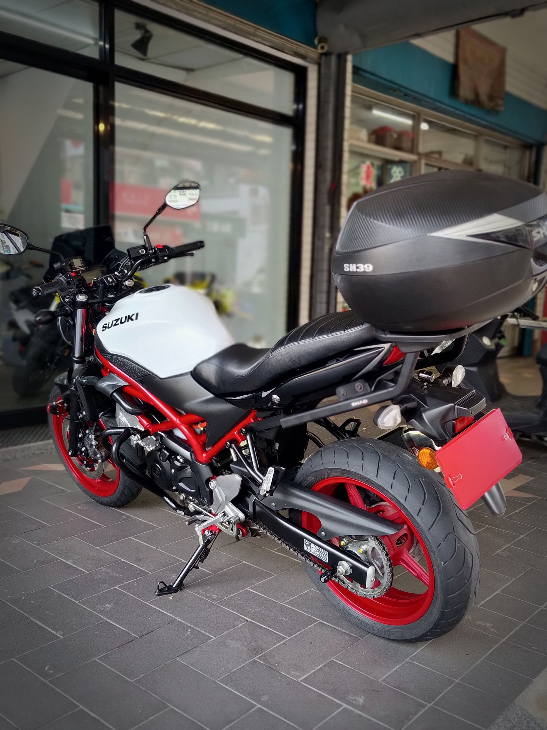 SUZUKI SV650 - 中古/二手車出售中 SV650 ABS 總代理，原漆如新只跑9060km | 成蘆進口摩托車