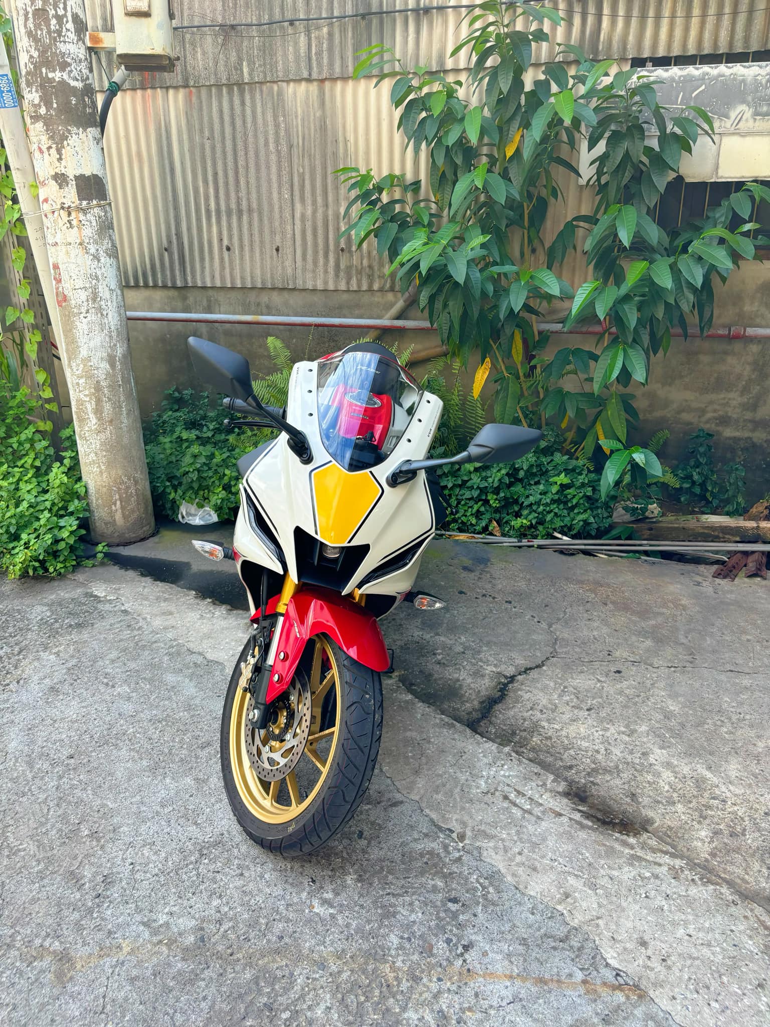 YAMAHA YZF-R15 - 中古/二手車出售中 YAMAHA R15M 60週年配色 | 個人自售