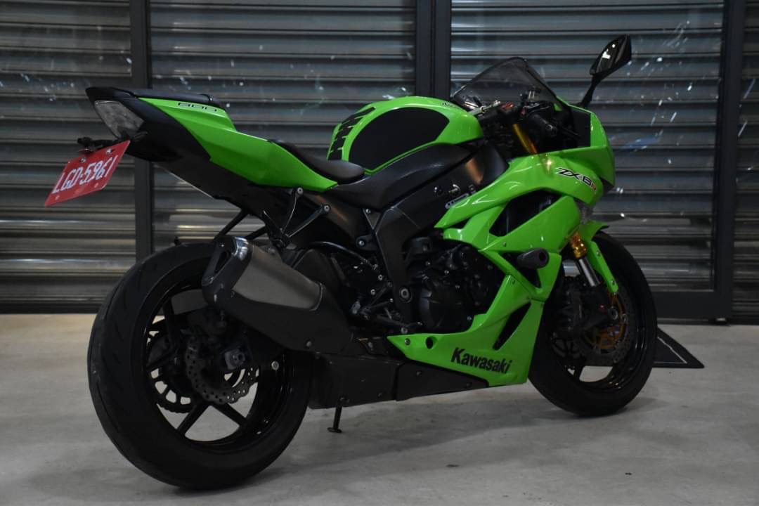 KAWASAKI NINJA ZX-6R - 中古/二手車出售中 OHLINS防甩頭 Brembo總泵 | 小資族二手重機買賣