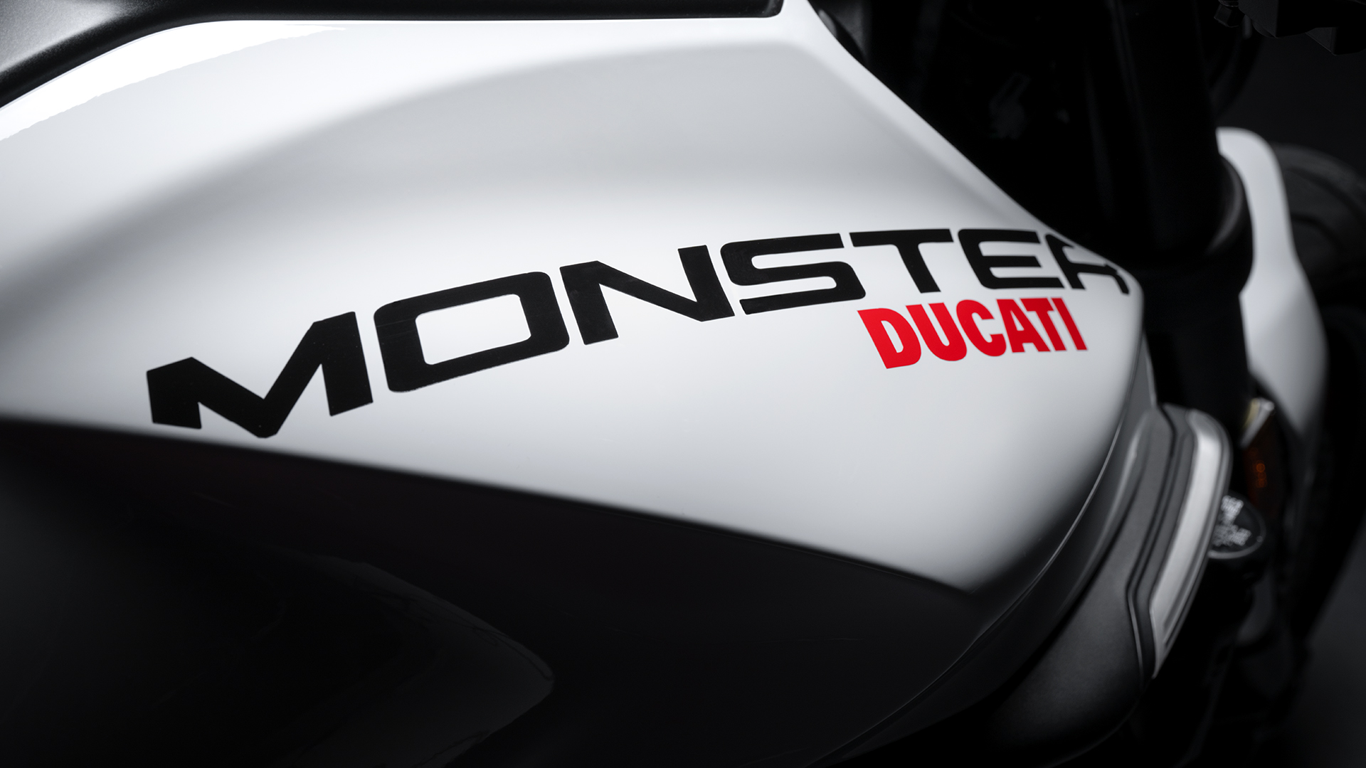 Ducati Monster新車出售中 『敏傑康妮』Ducati Monster 937 最夯的靈活車款!!正義大利生產~最時尚的車型 74.8萬元 | 敏傑車業資深銷售專員 康妮 Connie