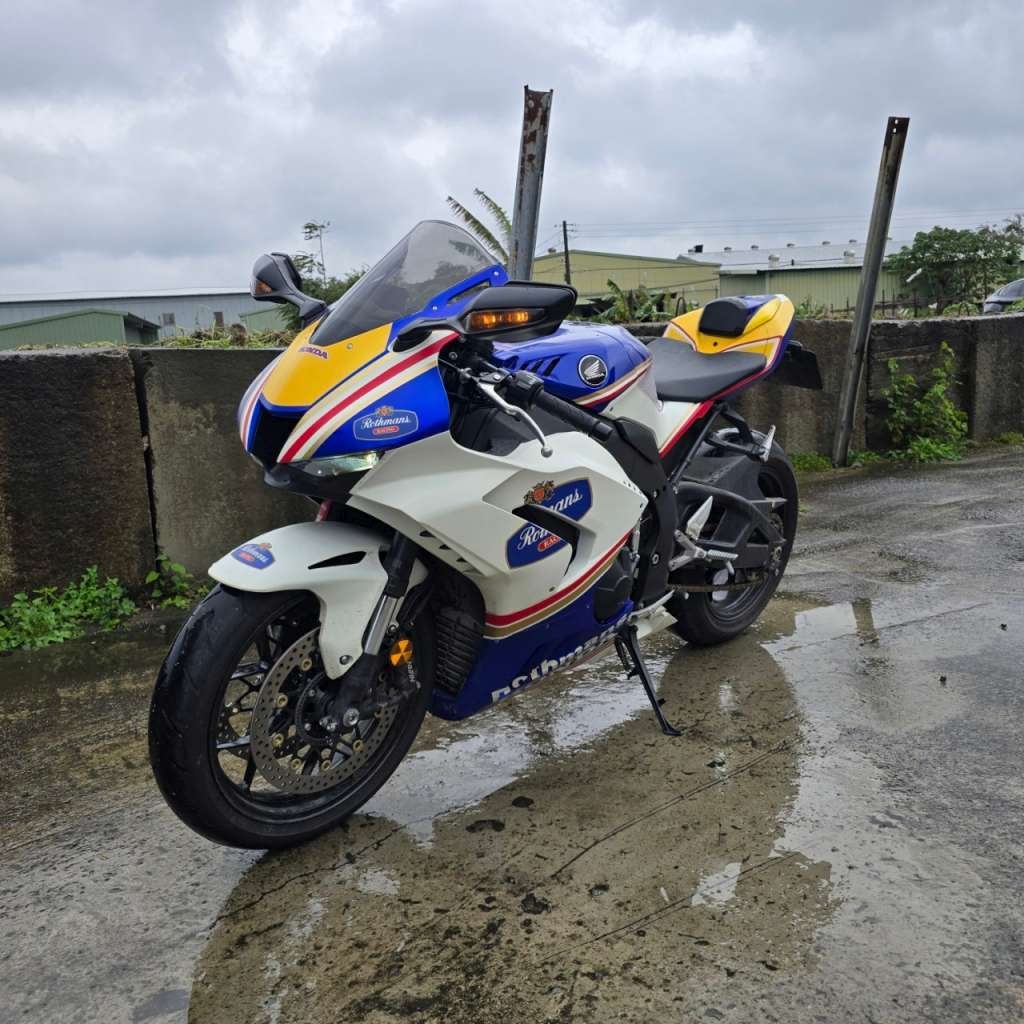 HONDA CBR1000RR-R - 中古/二手車出售中 重機仁大叔-售HONDA CBR1000RR-R ABS | 個人自售