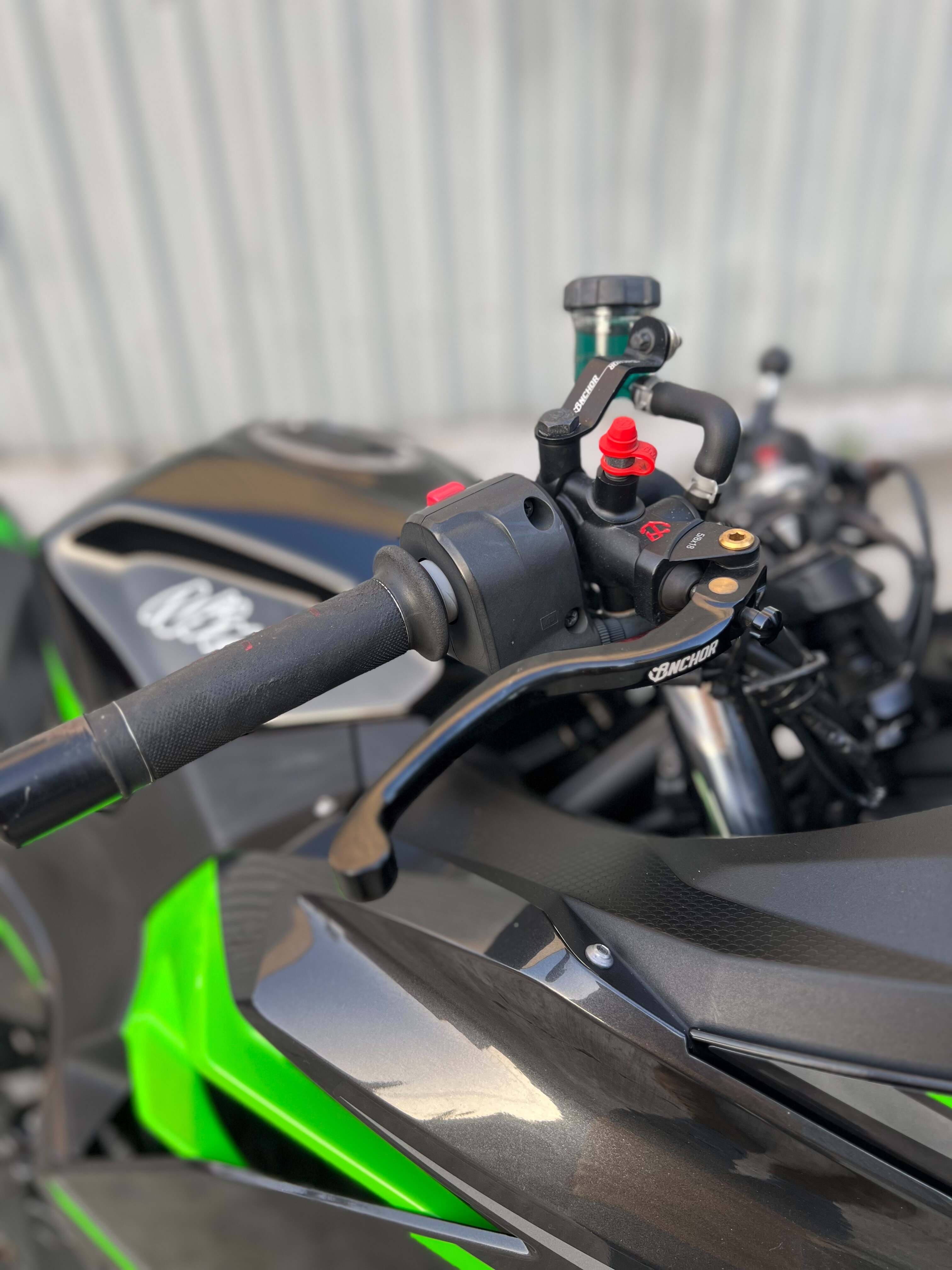 KAWASAKI NINJA400 - 中古/二手車出售中 2019年 NINJA400 黑色系 多樣改裝 買回去直接騎 | 阿宏大型重機買賣