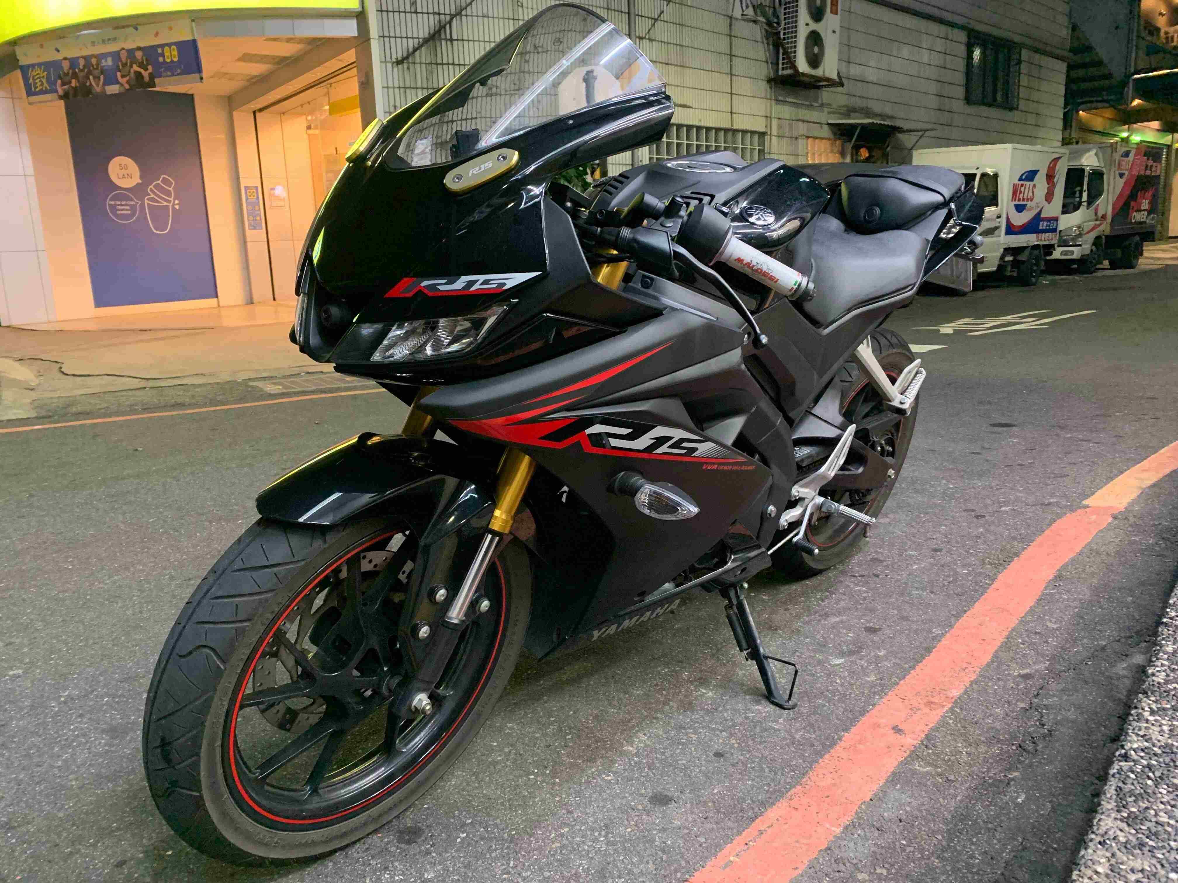 【個人自售】YAMAHA YZF-R15 - 「Webike-摩托車市」 2021年r15v3
里程數10800緩慢上升