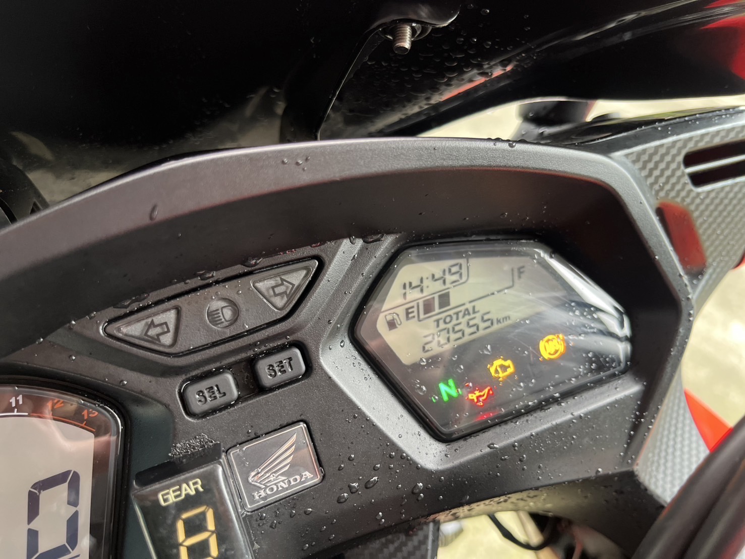 HONDA CBR650F - 中古/二手車出售中 CBR650F 單孔蠍 快排 野馬尾燈 眾多改裝 小資族二手重機買賣 | 小資族二手重機買賣