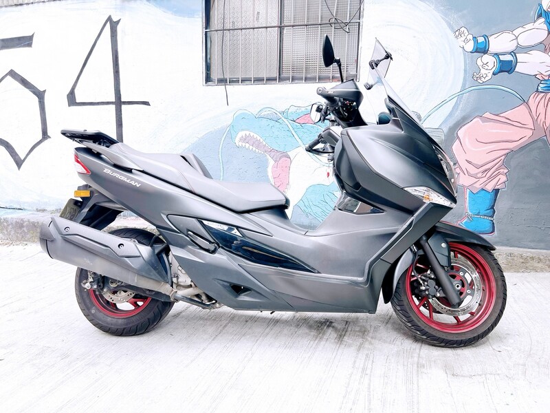 【大蔡】SUZUKI Burgman 400 (SKYWAVE400) - 「Webike-摩托車市」