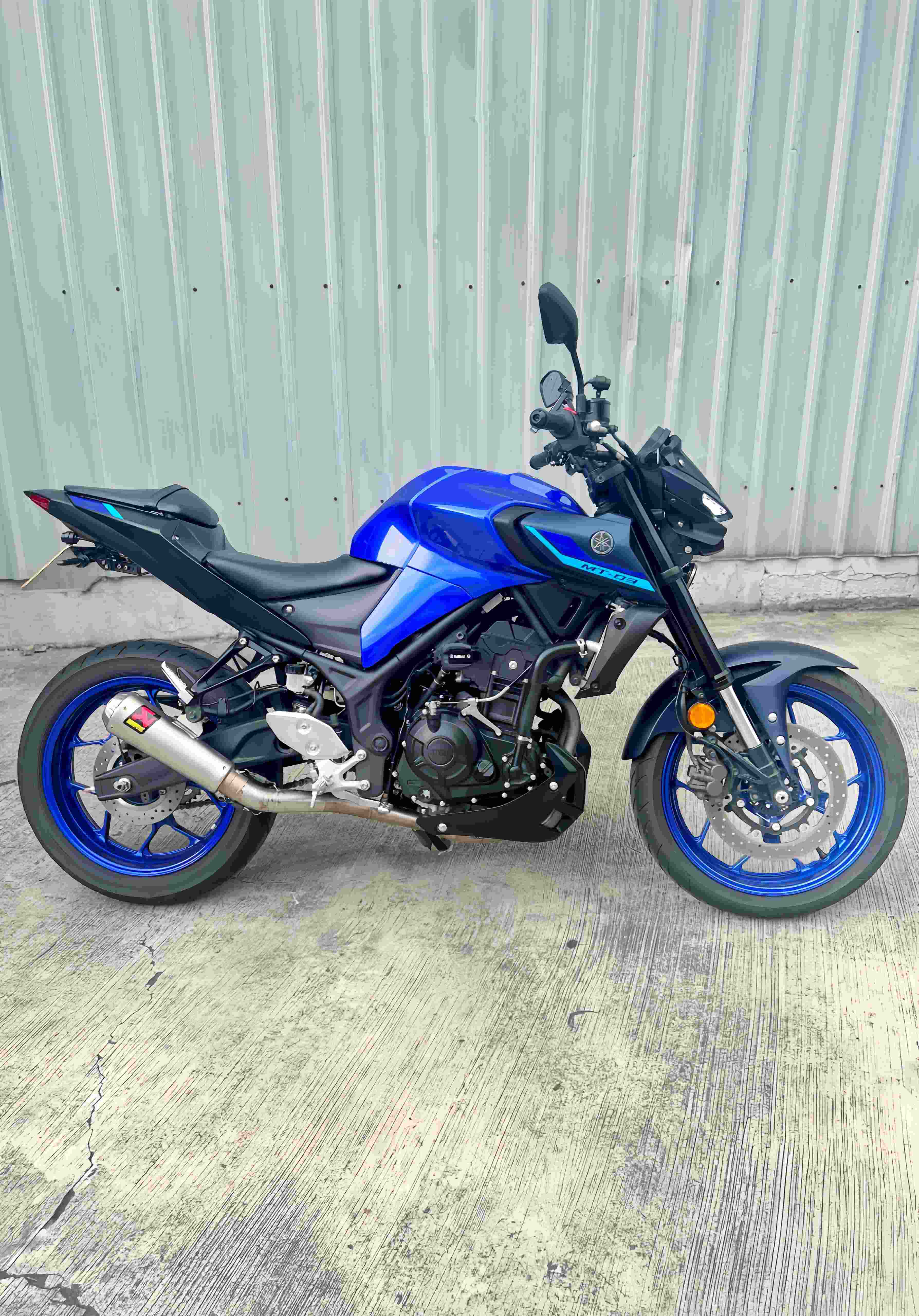 YAMAHA MT-03 - 中古/二手車出售中 2022年 MT03 全段罐頭蠍 前後行車紀錄器 短牌架 一手 原漆 無事故  | 阿宏大型重機買賣