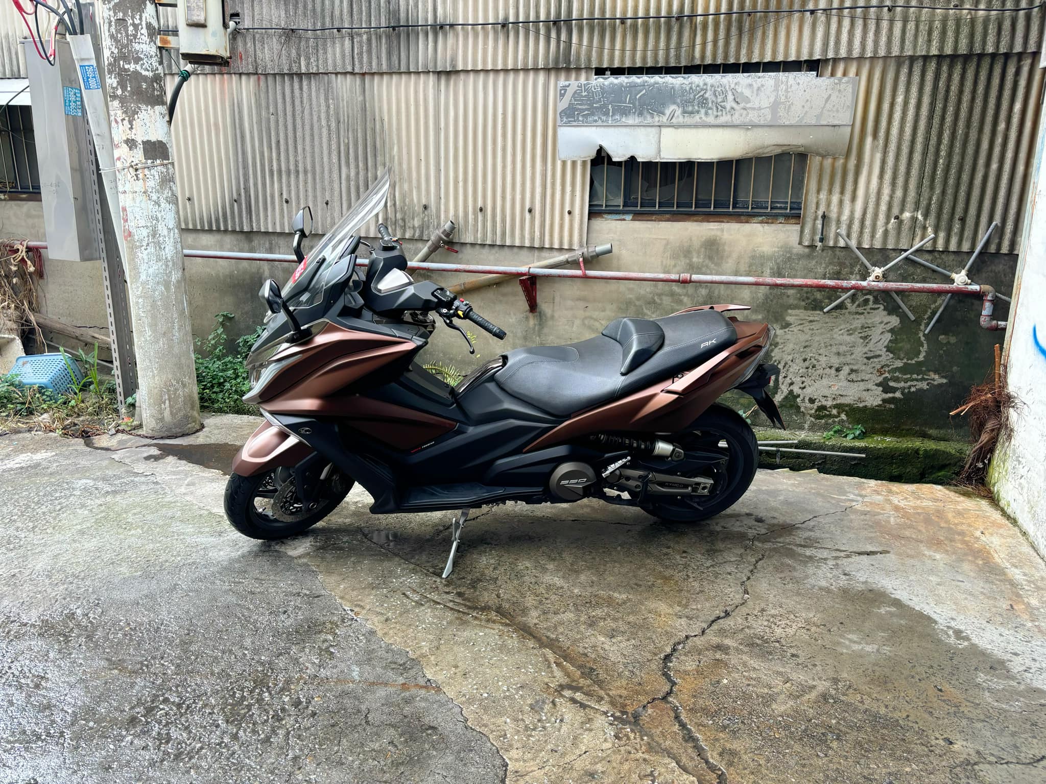 光陽 AK 550 - 中古/二手車出售中 光陽 AK550 | 個人自售