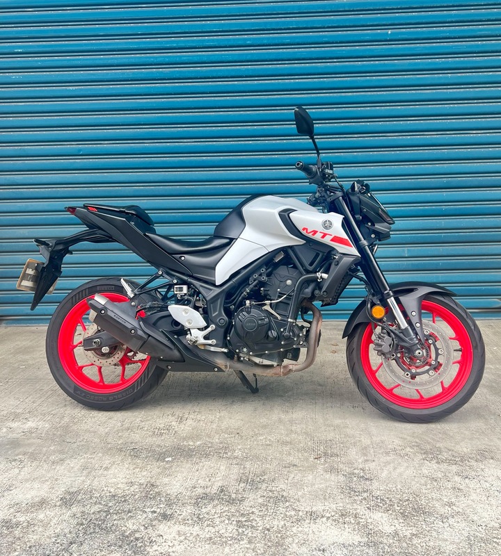 YAMAHA MT-03 - 中古/二手車出售中 2020年 MT-03 改裝後齒盤、DID鏈條、水轉印飾蓋、左右可調式拉桿、水箱護網、煞車油杯 | 阿宏大型重機買賣