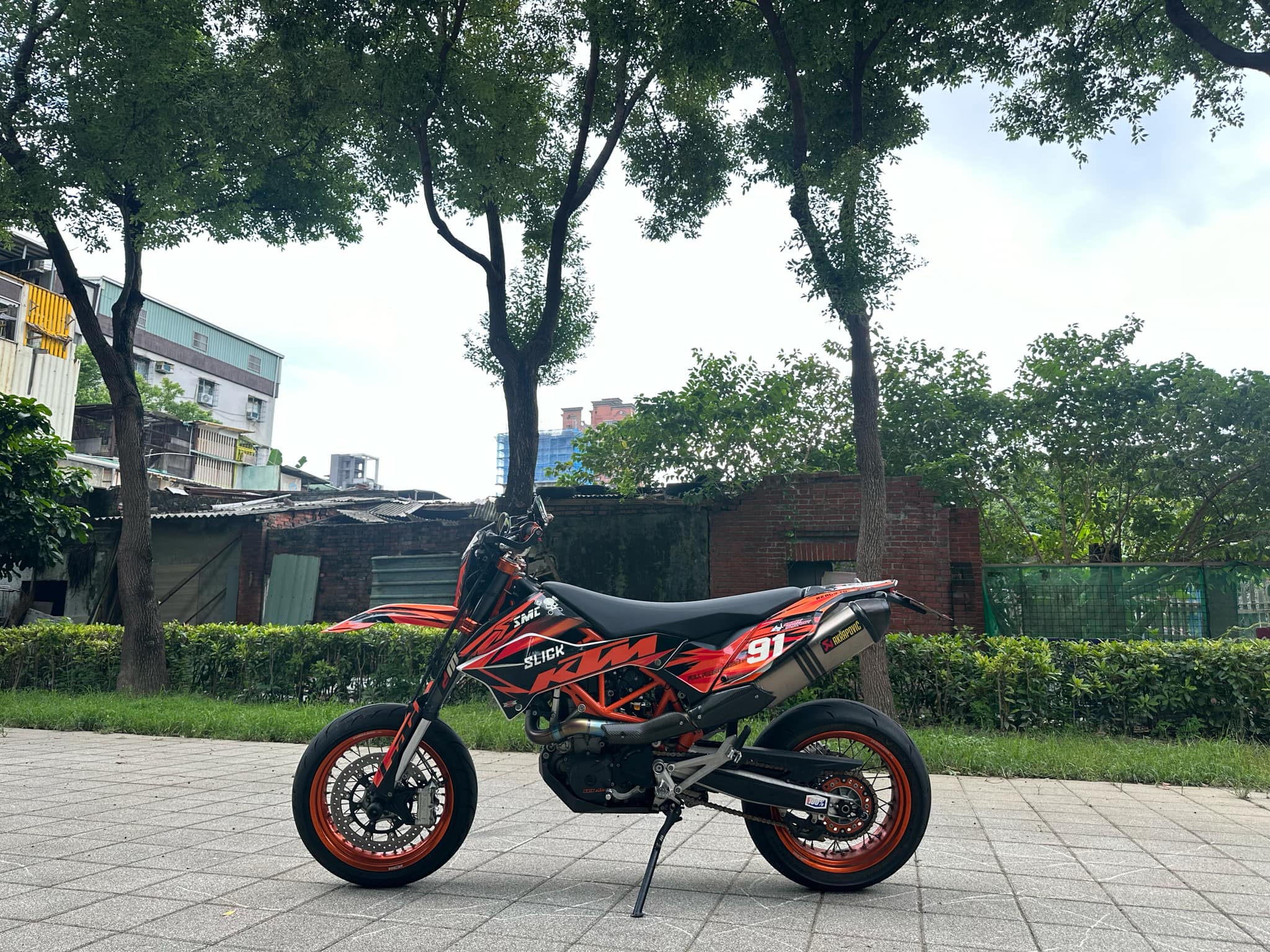 KTM 690SMC R - 中古/二手車出售中 (爵士啊彥)2012年 KTM 690 SMC R 大單缸 舊四碼牌 | 個人自售