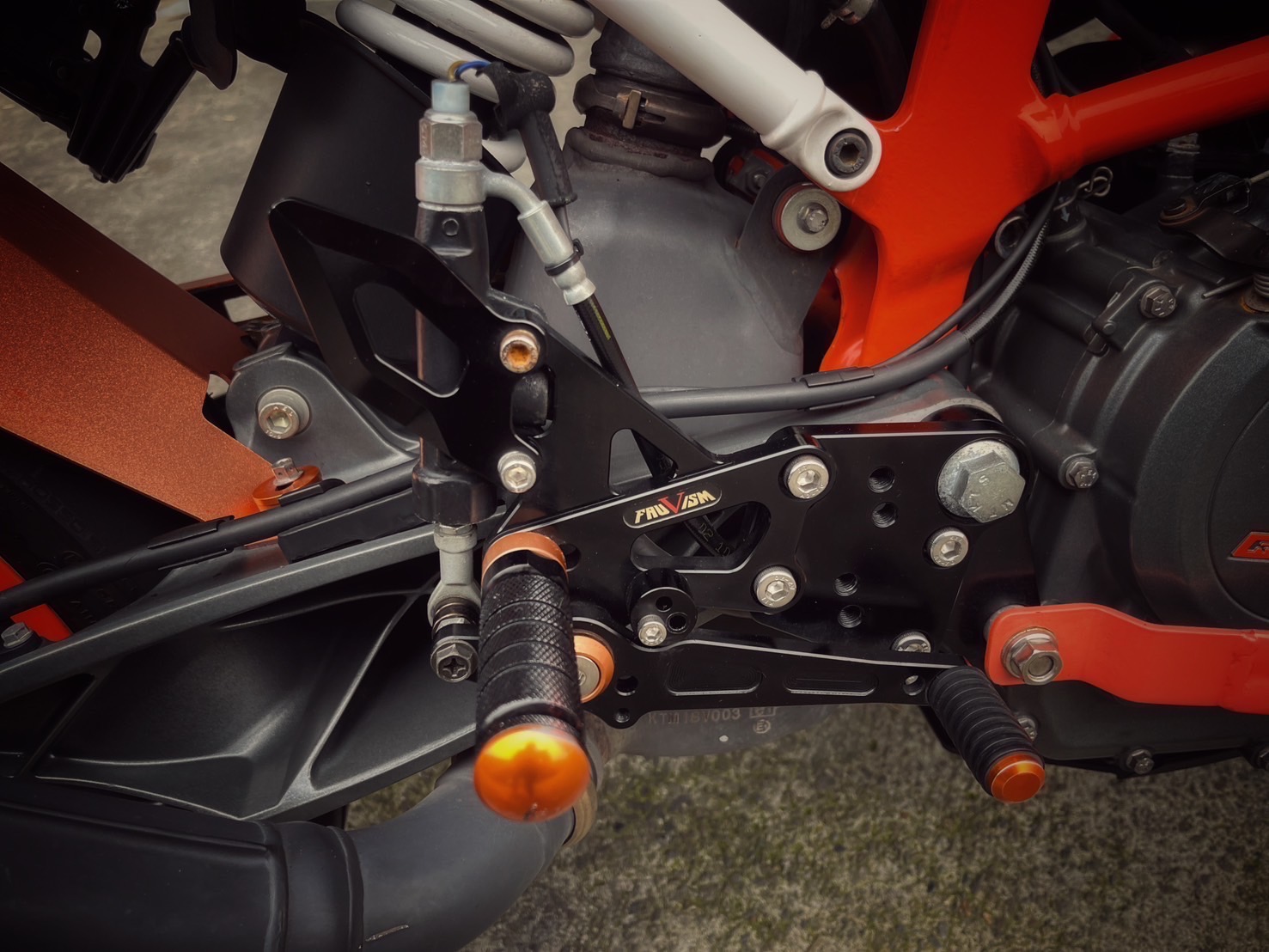 KTM 390DUKE - 中古/二手車出售中 Duke390 IXIL排氣管 眾多改裝 小資族二手重機買賣 | 小資族二手重機買賣