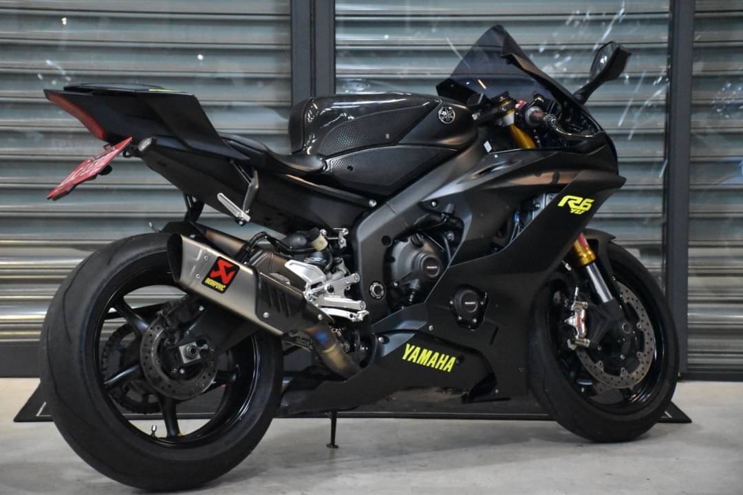 YAMAHA YZF-R6 - 中古/二手車出售中 閥門蠍 BremboGP4雙卡鉗 兩套殼 超多改裝 小資族二手重機買賣 | 小資族二手重機買賣